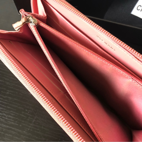 Chanel Camellia Zippy Zip Around Wallet - Picture 5 of 15